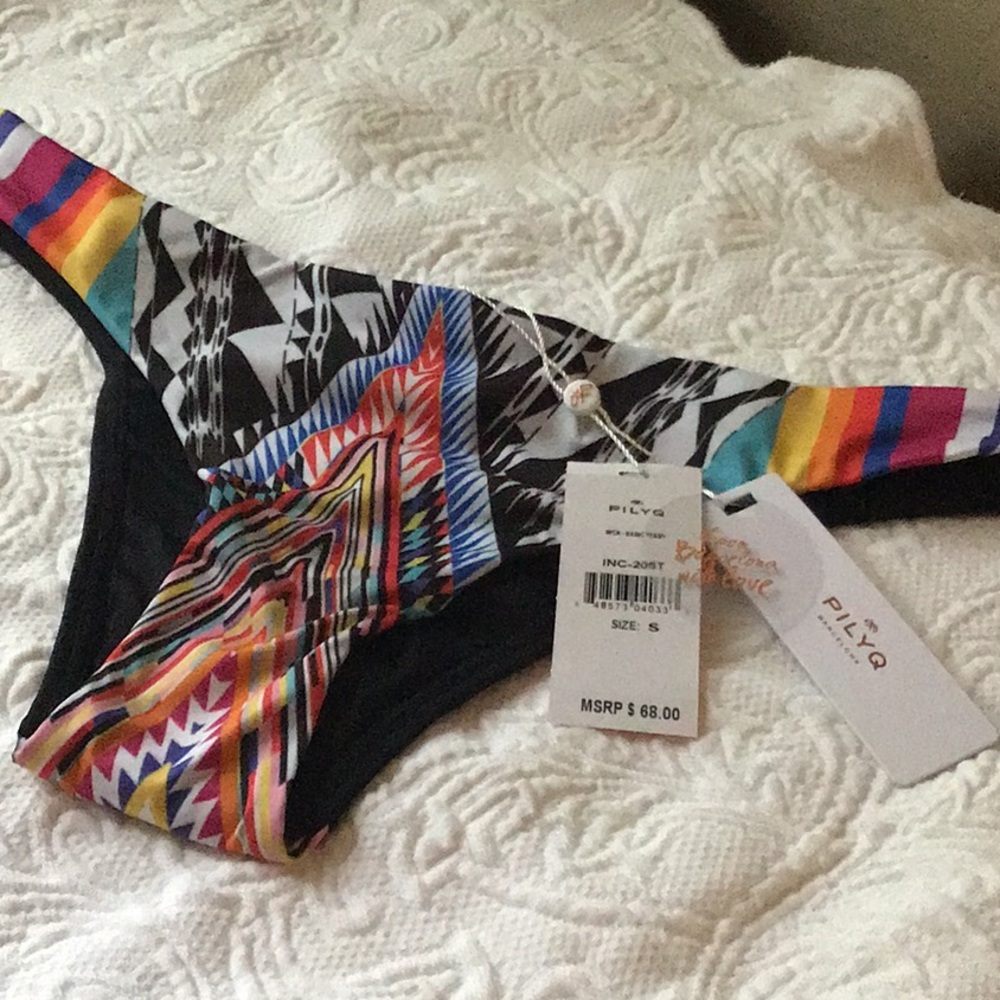 New from PILYQ bikini bottom, size small.
